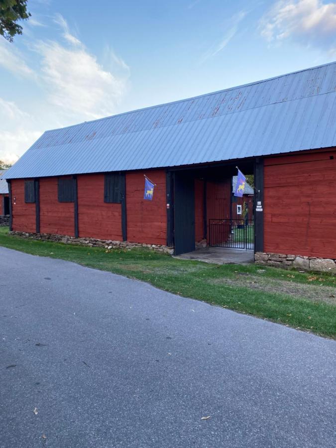 Bo I Egen Stuga Pa Haerlig Oelandsgard Köpingsvik المظهر الخارجي الصورة
